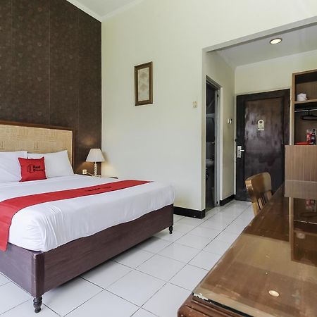Reddoorz Plus Near Grage City Mall Cirebon Buitenkant foto