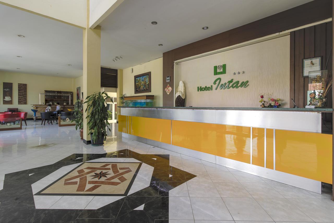 Reddoorz Plus Near Grage City Mall Cirebon Buitenkant foto